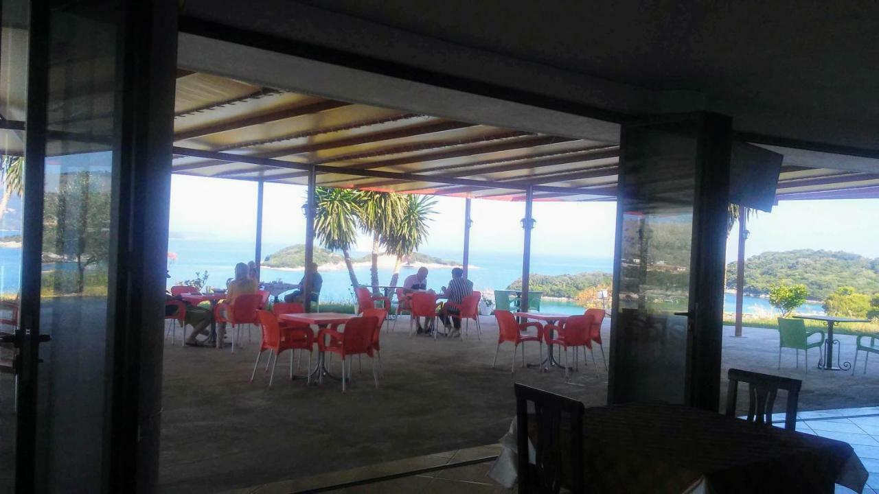 Hotel Majestic Ksamil Buitenkant foto