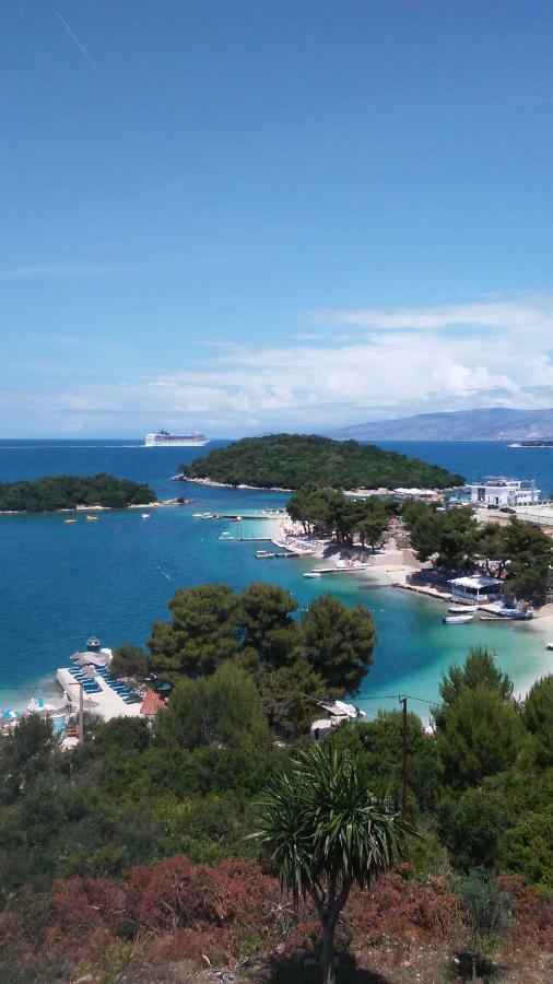 Hotel Majestic Ksamil Buitenkant foto